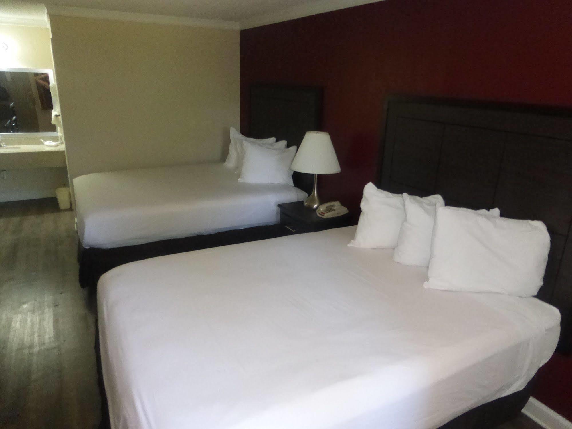 Red Roof Inn Forrest City Extérieur photo